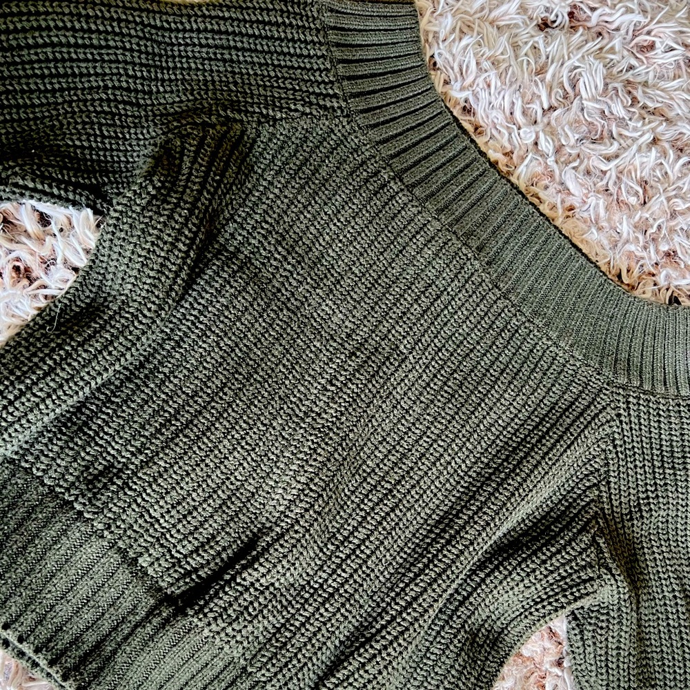 💚OFF THE SHOLDER SWEATER💚